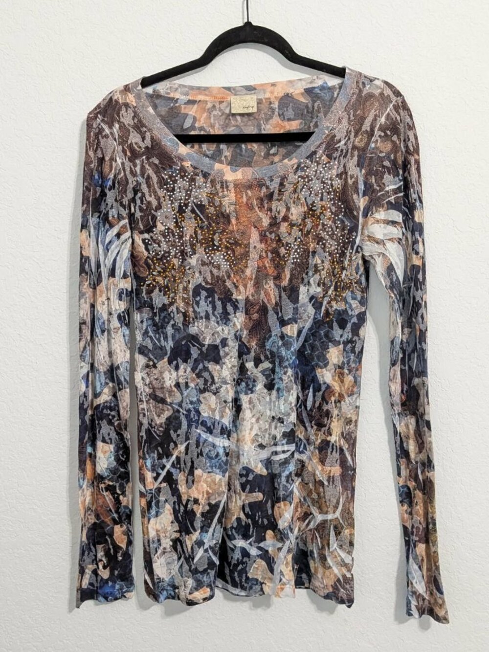 Daytrip Women's Long Sleeve Floral Beaded Top NWOT (XL)